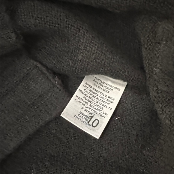 Caslon Black Sweater with Side Snaps. Size M NWT - Picture 5 of 5